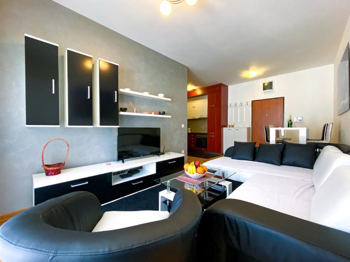 Apartments Luka Bu2 Budva Exteriör bild
