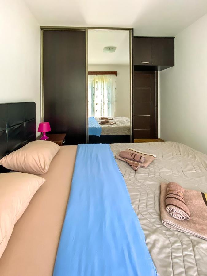 Apartments Luka Bu2 Budva Exteriör bild